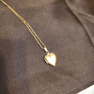 14k Gold Heart Lockett Necklace